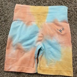 Medium tie dye biker shorts